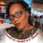 Cynthia Renshaw's Instagram, Twitter & Facebook