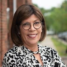 Heather Perigo's Instagram, Twitter & Facebook