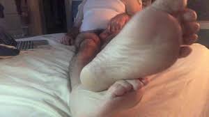 DAD FEET AND TOES TILL HE BLOWS