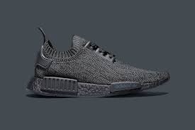 Adidas Nmd Mens Black And Gold Pitch Black Adidas Nmd R1 Primeknit Sneaker Bar Detroit Adidas Nmd Black Sneakers Men Sneakers Fashion