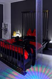 Pin Auf Sm Apartment Latexwelt Auf 100m