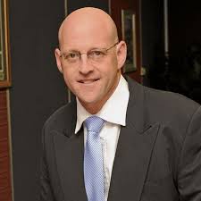 Peregrine rings in the changes