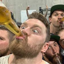 Another killer leg session with these lunatics this evening.... car park  lunges, leg press, safety bar Hatfield squats, leg extension..... will be  sore. Props to cam for the birthday squats as well....