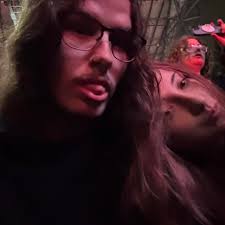 What are some well-paying job opportunities with travel benefits in Bartow  County, Georgia?