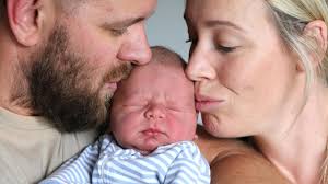 Geelong hospital: Drysdale, Torquay families welcome February 29 leap  babies