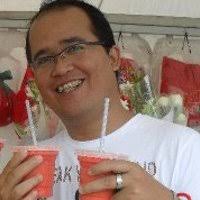 PDF) Check In : Studi Fenomenologi tentang Pengguna Layanan Check In di  Media Sosial