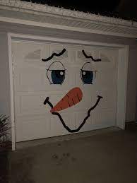 Snowman Face On Garage Door Garage Door Christmas Decorations Christmas Door Decorations Snowman Christmas Decorations