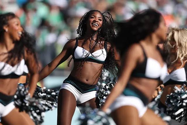 Fantastic photos of Philadelphia Eagles cheerleaders - Yahoo Sports