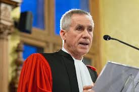 Les missions du procureur de la république. Francois Molins Procureur General Pres La Cour De Cassation La Base Lextenso