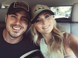 Bachelor 2016 Ben Higgins And Lauren Bushnell Wedding Cancelled Fiancee Miserable In Denver Going Back To Los Angeles Lauren Bushnell Ben Higgins Bachelor Ben Higgins