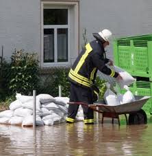 Am montagabend hat ein schweres gewitter mit hagel bayern heimgesucht und zu mehreren verletzten, überfluteten straßen und beschädigten häusern geführt, während eine reihe von. Unwetterschaden Wirtschaft Politik Agrar Aktuell De
