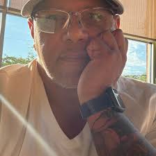 When should I book a photographer for my 2027 wedding?