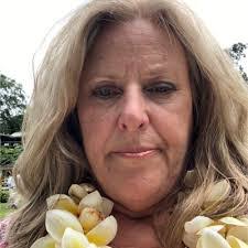 Michelle Sabel's Instagram, Twitter & Facebook