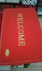 Keset menjadi salah satu faktor kebersihan dalam rumah, untuk menjaga kebersihan kaki sebelum memasuki tempat yang bersih, lebih baik kita keset terlebih dahulu. Keset Karet Tebal Welcome Besar Shopee Indonesia