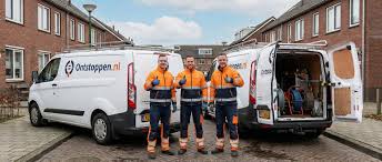 About us with Free Quote and No Cure No Pay