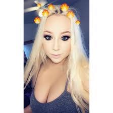 Kara Whalen's Instagram, Twitter & Facebook