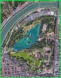 En travaux depuis 2019, l'ancien enclos des éléphants du parc de la tête d'or (lyon, rhône. 69123 Parc De La Tete D Or Geneawiki