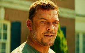 Bruce Hurt's Instagram, Twitter & Facebook