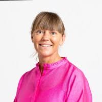 300+ perfiles de «Bibi»