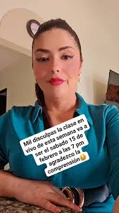 La clase en vivo de esta semana y el sorteo de los premios de Distribuidora  El Carmen se van a realizar este sabado 15 de febrero a las 7 pm ( feliz  cumpleaños a mi!!!)