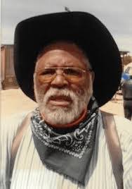 Harold Winnie's Instagram, Twitter & Facebook