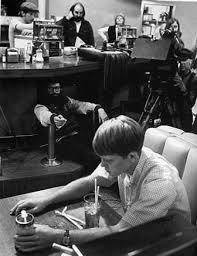 Pin By Kara Reddy On The New Hollywood 70 American Graffiti Movies Graffiti