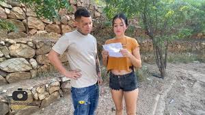 I Fuck Unknown Latin Girl who Asks Me for Help and I Fuck Her Hard in My  Apartment