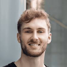 The humans behind AI powered business insights