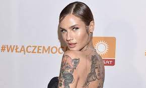 Karolina gilon powiększyła pośladki w klinice gold clinic. Karolina Gilon W Stroju Kapielowym W Snieznej Zaspie Niby Zimno A Jednak Hot Zdjecie Gwiazdy Maxxx News Rmf Maxxx