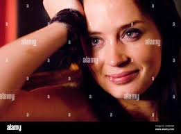 Emily blunt portrait hi-res stock photography and images