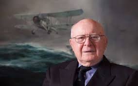 Lt Cdr Jock Moffat, Swordfish pilot whose torpedo attack led to the sinking  of the Bismarck