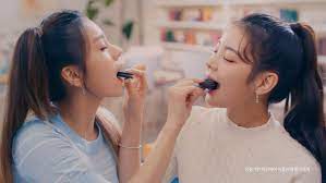 Made by itzy international on twitter. Itzy X Oreo Cf Advertisement Itzy In This Moment Favorite Person