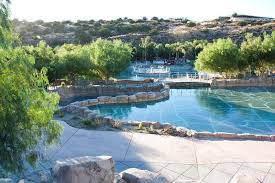 Agua Dulce Ca Wedding Venue Paradise Garden Outdoor Wedding Venues Wedding Venue Los Angeles