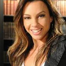 Resultado de imagem para Carla Marins