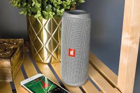 Blue tooth speaker flip 5. Jbl Flip 5 Robust Eleganter Bluetooth Speaker Mit Reichlich Power Und Klangkultur Lite Das Lifestyle Technik Magazin