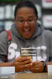 Beth Nash and Carnegie Hall board member Joshua Nash attend the... News  Photo