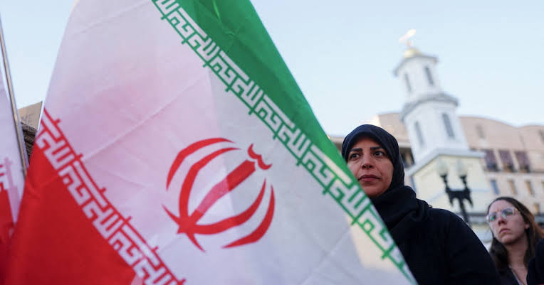 Pour Donald Trump, c'est une victoire à la Pyrrhus" : le cessez-le-feu en  Iran vu par la presse internationale – L'Express