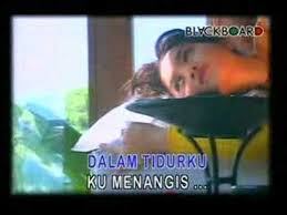 Aku tak biasa bila tiada kau di sisiku aku tak biasa bila ku tak mendengar suaramu. Lirik Lagu Alda Risma Dan Video Karaoke Kumpulan Lyrics Terlengkap Di Wowkeren Com