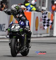 Piloto de motogp en el team movistar yamaha www.twitter.com/maverickmack25. Maverick Vinales Signs With Yamaha Through 2021 2022 Motorcycle News