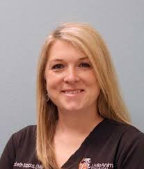 Elizabeth Kappus's Instagram, Twitter & Facebook