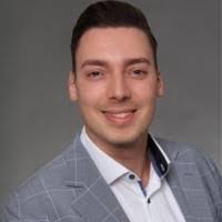 Alexander Croy's Instagram, Twitter & Facebook