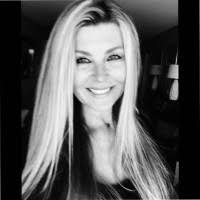 10 "Dana Gilchrist" profiles