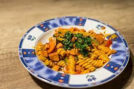 Herzhafte Fleischwurst Gemuse Pfanne Von Oldman49 Chefkoch Rezept Fleischwurst Wurstchen Herzhaft