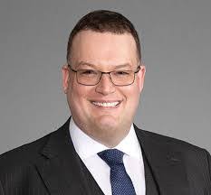 Mike Winograd's Instagram, Twitter & Facebook