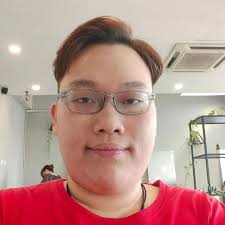 8TV本地最霸- Eric周兴哲将带着他个人第二张全创作专辑《爱，教会我们的事》亲临节目现场细聊音乐旅程和创作点滴。  钟盛忠和钟晓玉也来到节目现场与大家分享全新单曲《想你的时候》的点滴。 大牌爆料：Mayjune 陈美君