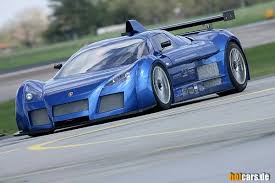 Auch die maschinerie, der es bedarf, um autoteile online anzubieten und zu verkaufen, wird oftmals unterschätzt. Gumpert Apollo Traum Fur Schlappe 175 000 Euro