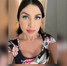 On March 30th each year, National Doctors Day honors the professionals for  their dedication and contributions to society and the community. Their  dedication puts the patient first time and again. On National