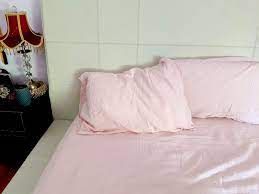 Sateen sheets come in different materials and varying degrees of quality, and their cost reflects this. Best Linen Sheets For Summer 2021