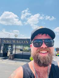 Tonight come see Luke Farland Music and Corey Jamison at Smash Park Des  Moines 6:30-9:30