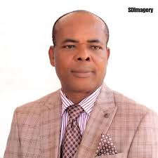 To honour, appreciate and give thanks to the mineral kingdom <3 "The first  light of Advent, It is the light of stones, Light that dwells in seashells,  In crystals and in bone." ~